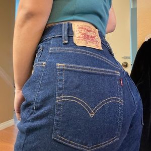 Vintage Levi’s 550 Mom Jeans